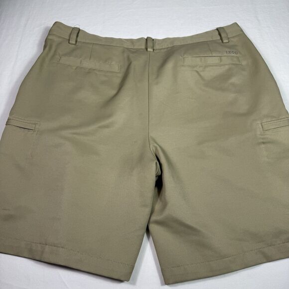 Izod Golf Mens Swingflex Cargo Shorts Khaki Size 38 Comfy Flexible Mesh Pockets - Picture 13 of 16